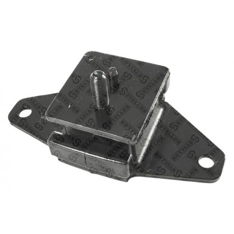 ELSŐ MOTORBAK TOYOTA LAND CRUISER 100 98-07 1236150210
