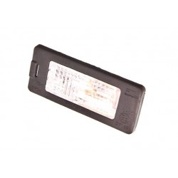 Rendszámtábla világítás Seat Ibiza IV, Skoda Fabia III, Octavia III, Yeti, VW Tiguan, Golf VI, Passat 09.07- hátsó bal pár