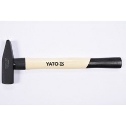 Lakatoskalapács 400 g YT-4494